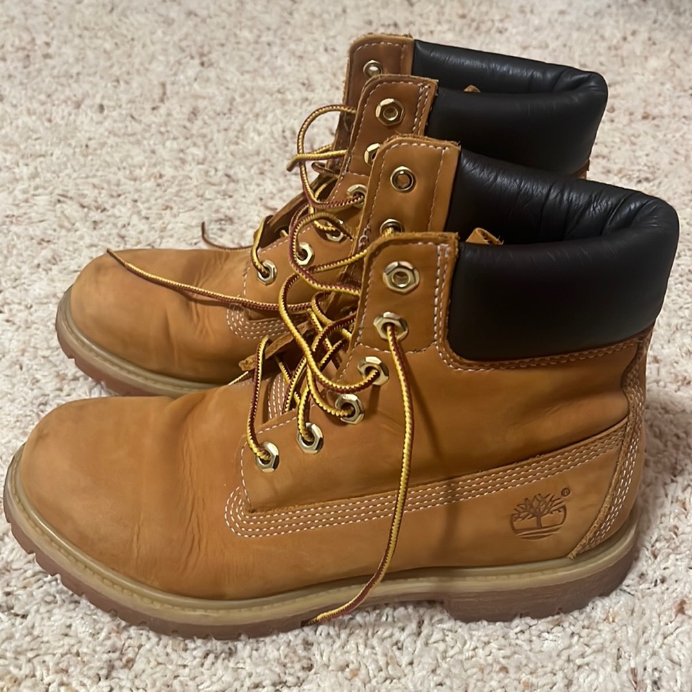 Timberline Boots Women’s 8.5